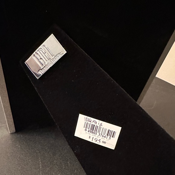 Thornton Hosier 4x6 inch Valencia frame - Picture 2 of 4